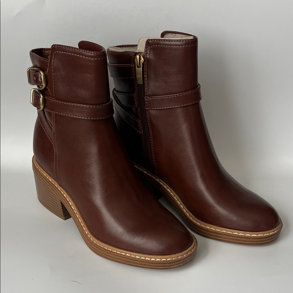 Marc Fisher Shoes - Marc Fisher Women's Casual Classic Chestnut Ankle Booties - 5 1/2
